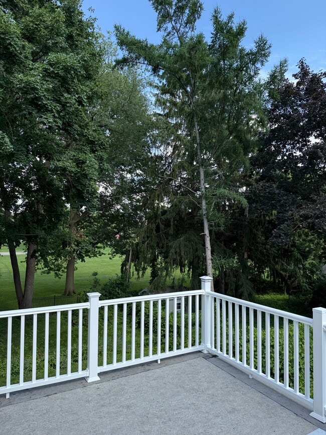 Building Photo - 5313 Raywood Rd