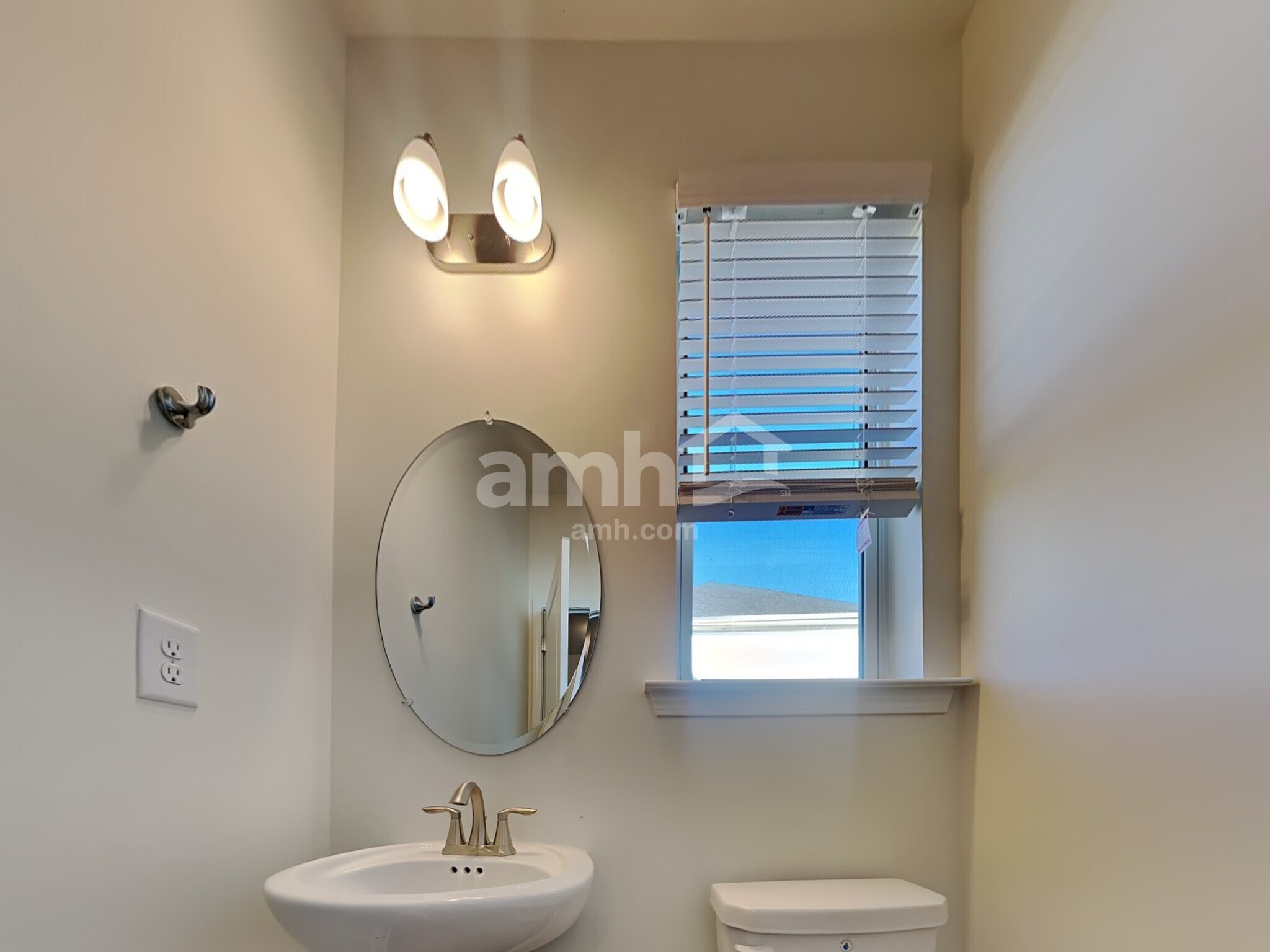 Building Photo - 212 Rivulet Dr