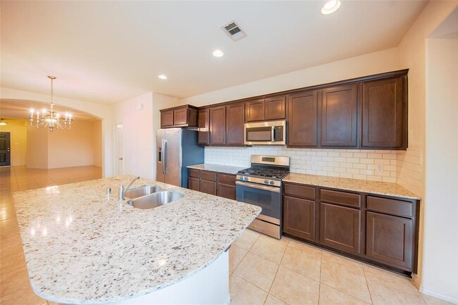 Building Photo - 1613 Summer City Dr