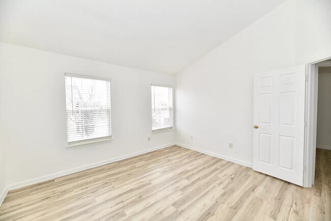 Building Photo - 11888 Esty Way
