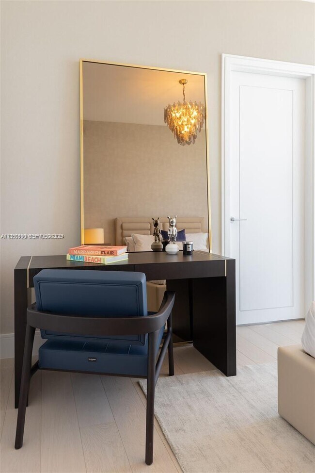 Building Photo - 17975 Collins Ave