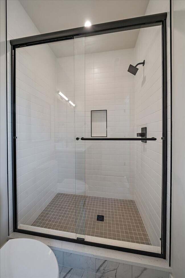 Building Photo - Luxurious New Townhome in South Sloan’s Lake
