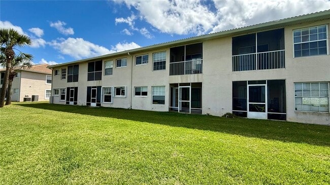 Building Photo - 13438 Fairway Glen Dr