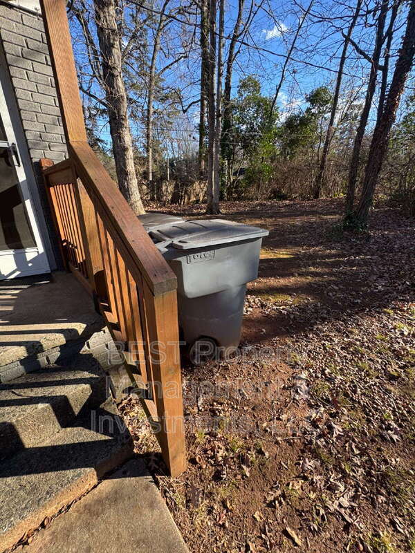 Building Photo - 1305 Norris Ave