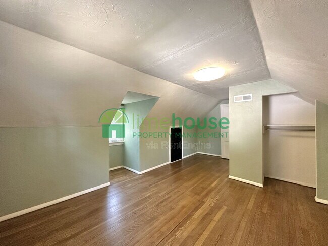 Building Photo - 8107 Old Ocean View Rd