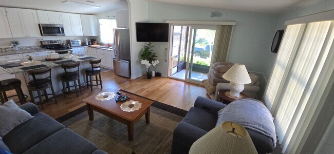 Building Photo - M1715 Pebble Beach Ln (VO/M10)