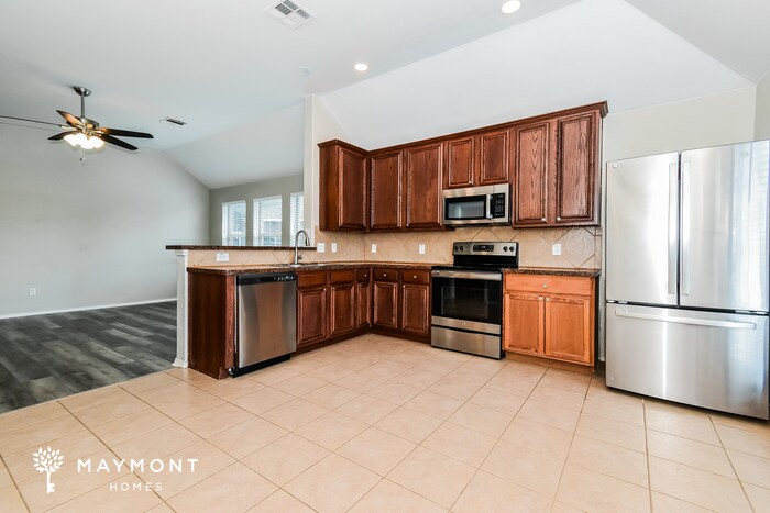 Building Photo - 1203 Toledo Bend Dr