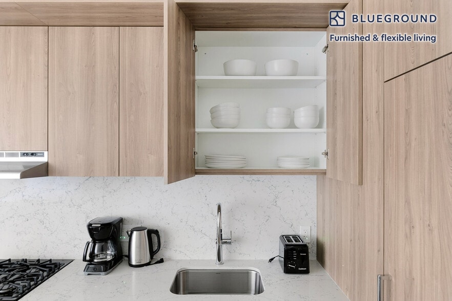 Building Photo - 1000 S Michigan Ave