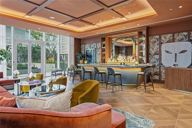 Building Photo - 77 SE 5th St