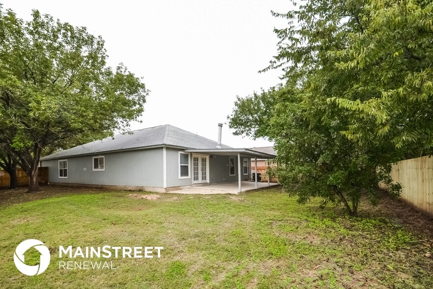 Building Photo - 9854 Raven Field Dr