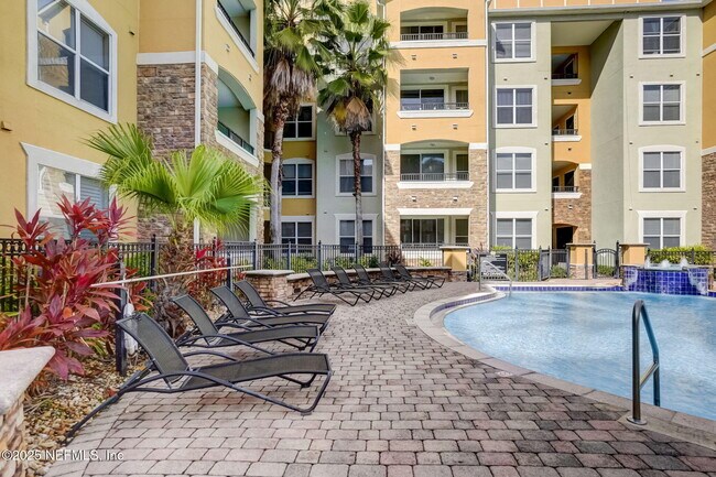 Building Photo - 8539 Gate Pkwy W