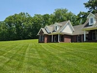 Building Photo - 8638 Reedy Creek Rd