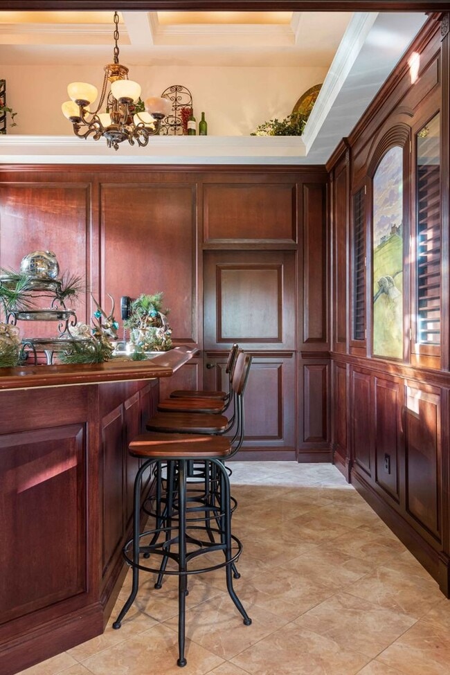 Building Photo - Fully-Furnished Luxurious Home in Nevillewood