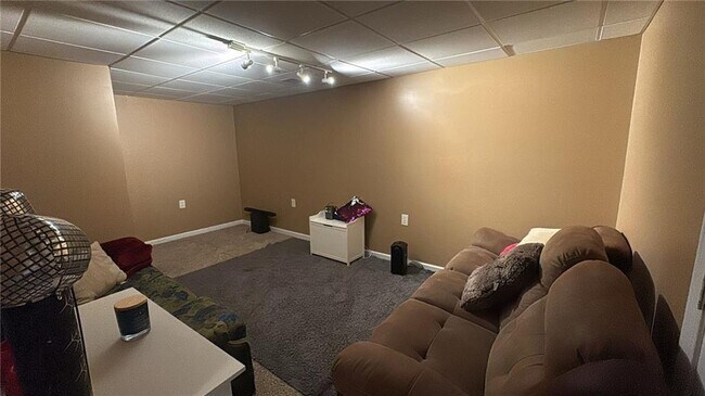 Building Photo - 4560 Dennington Trce