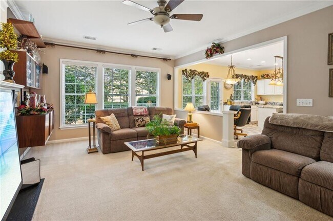 Building Photo - 15 Hawnley Trl