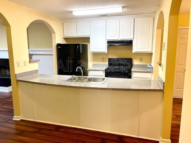 Building Photo - 8192 Hynds Springs Ln