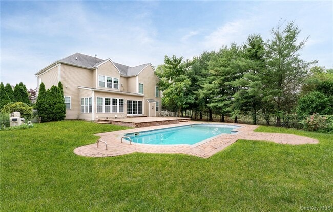 Building Photo - 48 Avolet Ct