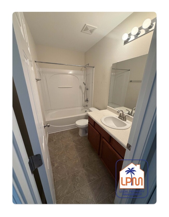 Building Photo - Charming 3-Bedroom Home with 2 Full Baths in Columbia