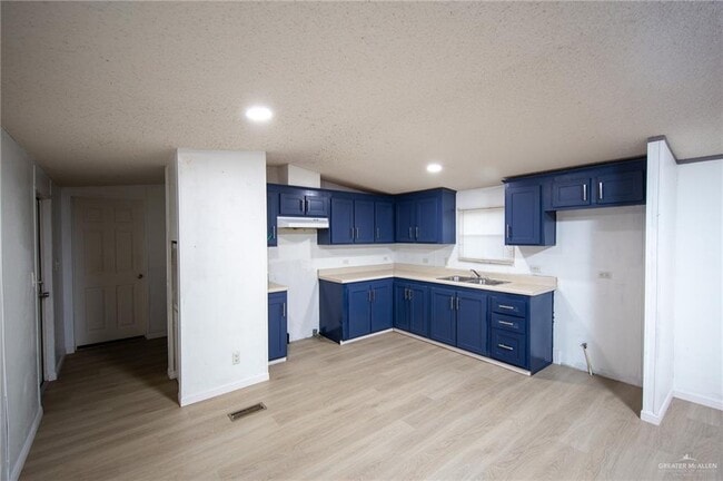 Building Photo - 13 Madrid St