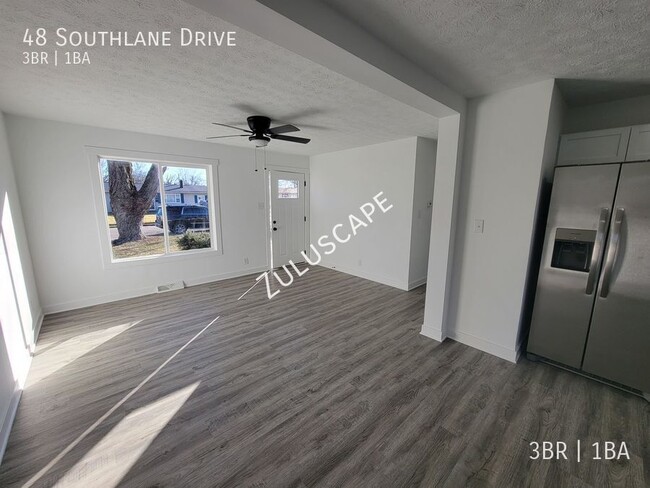 Building Photo - 48 Southlane Dr