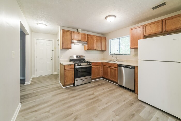 Building Photo - 1631 Pecan Log Pl