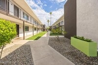 Building Photo - 1220 N 44th St