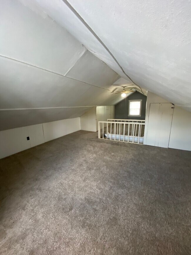 Building Photo - Available May 21st!!!