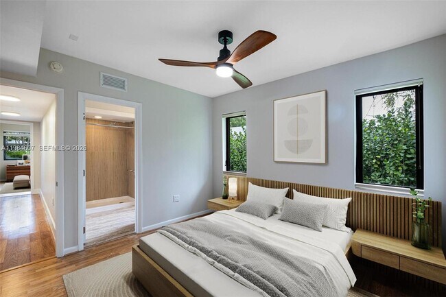 Building Photo - 6220 SW 123rd Terrace