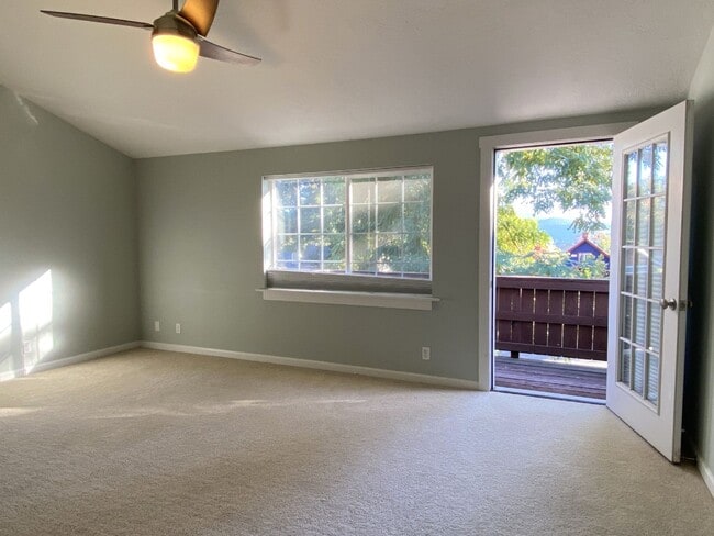 Building Photo - Darling Cottage in White Salmon