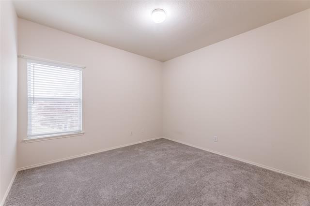 Building Photo - 8417 Robertson Dr