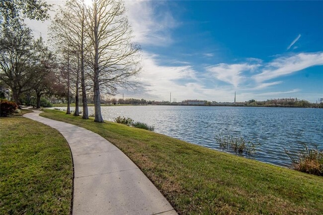 Building Photo - 9105 Crystal Commons Way