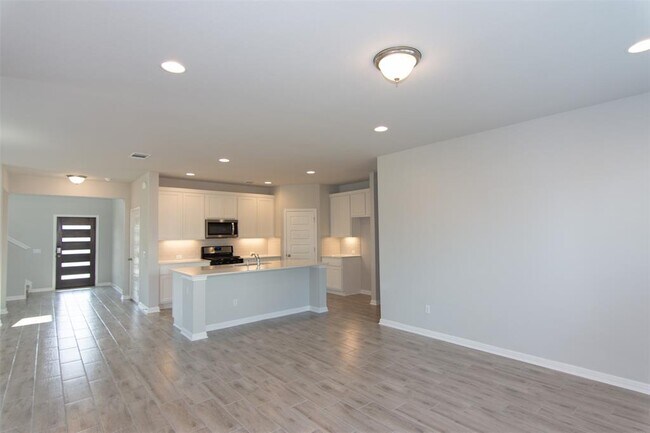 Building Photo - 100 Flat Creek Ct