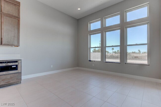 Building Photo - 4778 Outlook Peak St