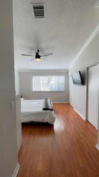 Building Photo - 5296 Jubilee Way