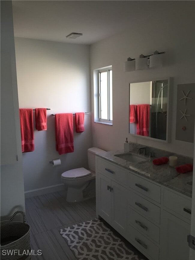 Building Photo - 7800 Emerald Cir