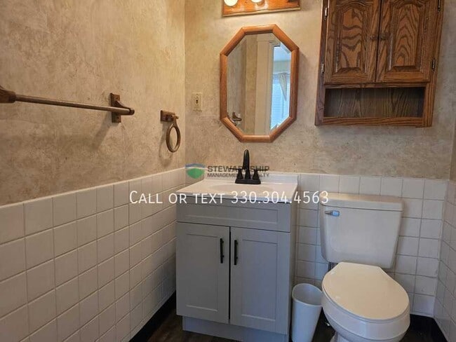 Building Photo - 213 Chestnut Ave NE