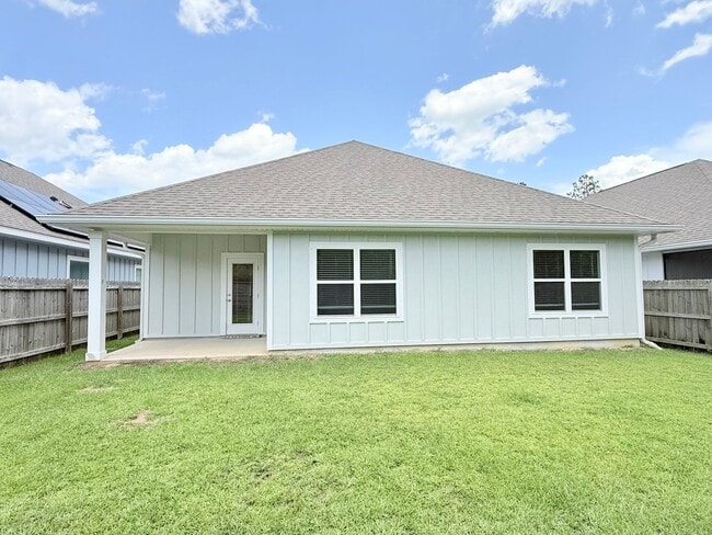 Building Photo - 5733 Danbury Blvd