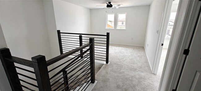 Building Photo - 1417 Purple Martin Dr