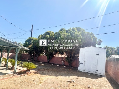 Building Photo - Move-In Ready 3 Bed Home | New Floors, Big...