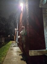 Building Photo - 474 Dayton St