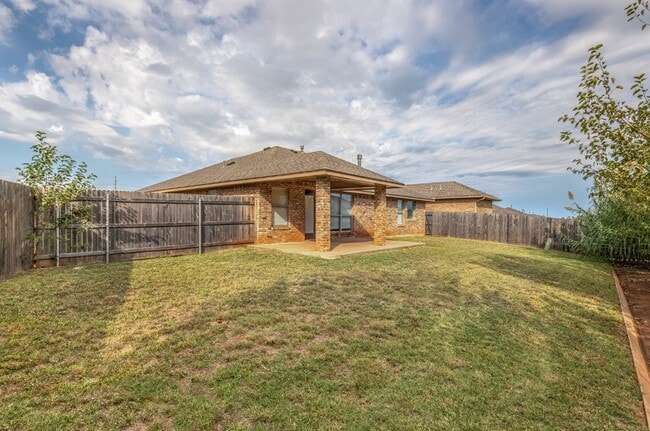 Building Photo - 5120 NW 163rd St