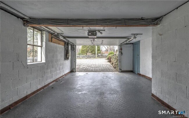 Building Photo - 34 Crescent Rd