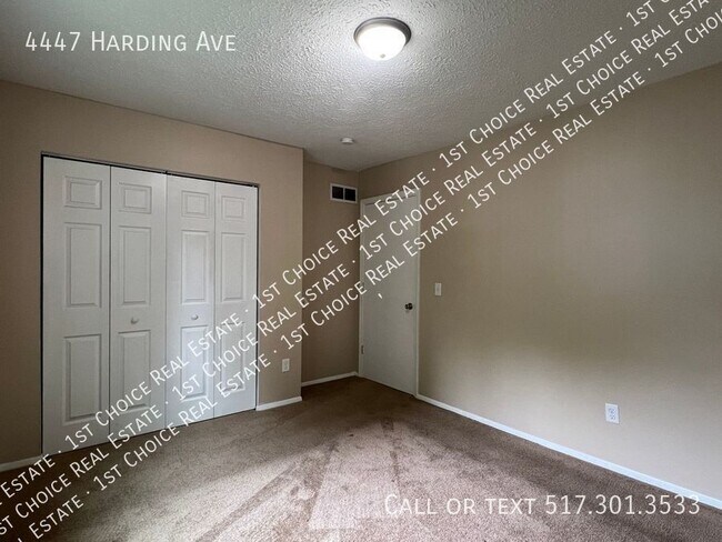 Building Photo - 4447 Harding Ave