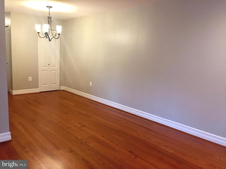 Building Photo - 401 N Beauregard St