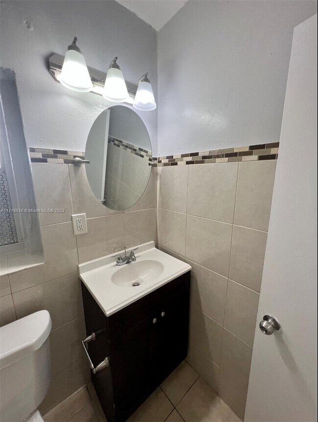 Building Photo - 262 NW 57th St