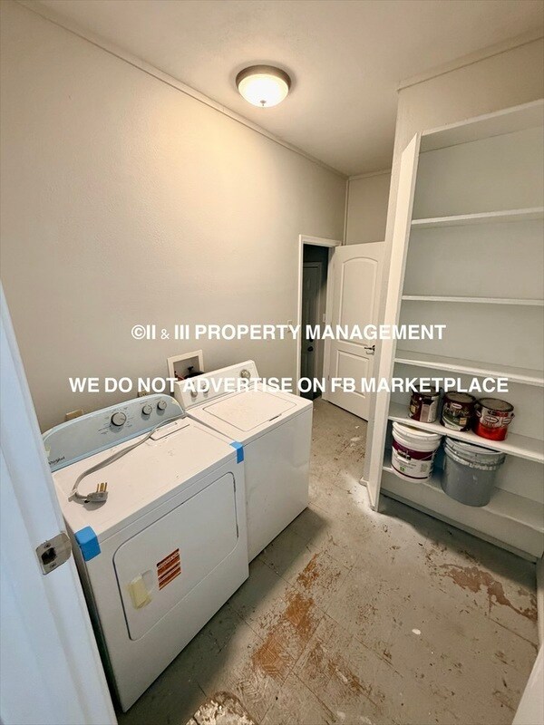 Building Photo - 11512 Norby Rd