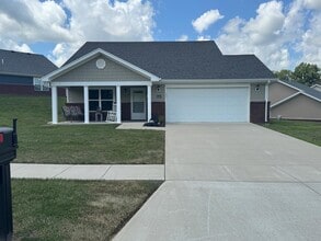 Building Photo - 16 Heron Pl
