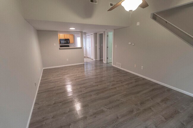 Building Photo - 5301 Currituck Ln