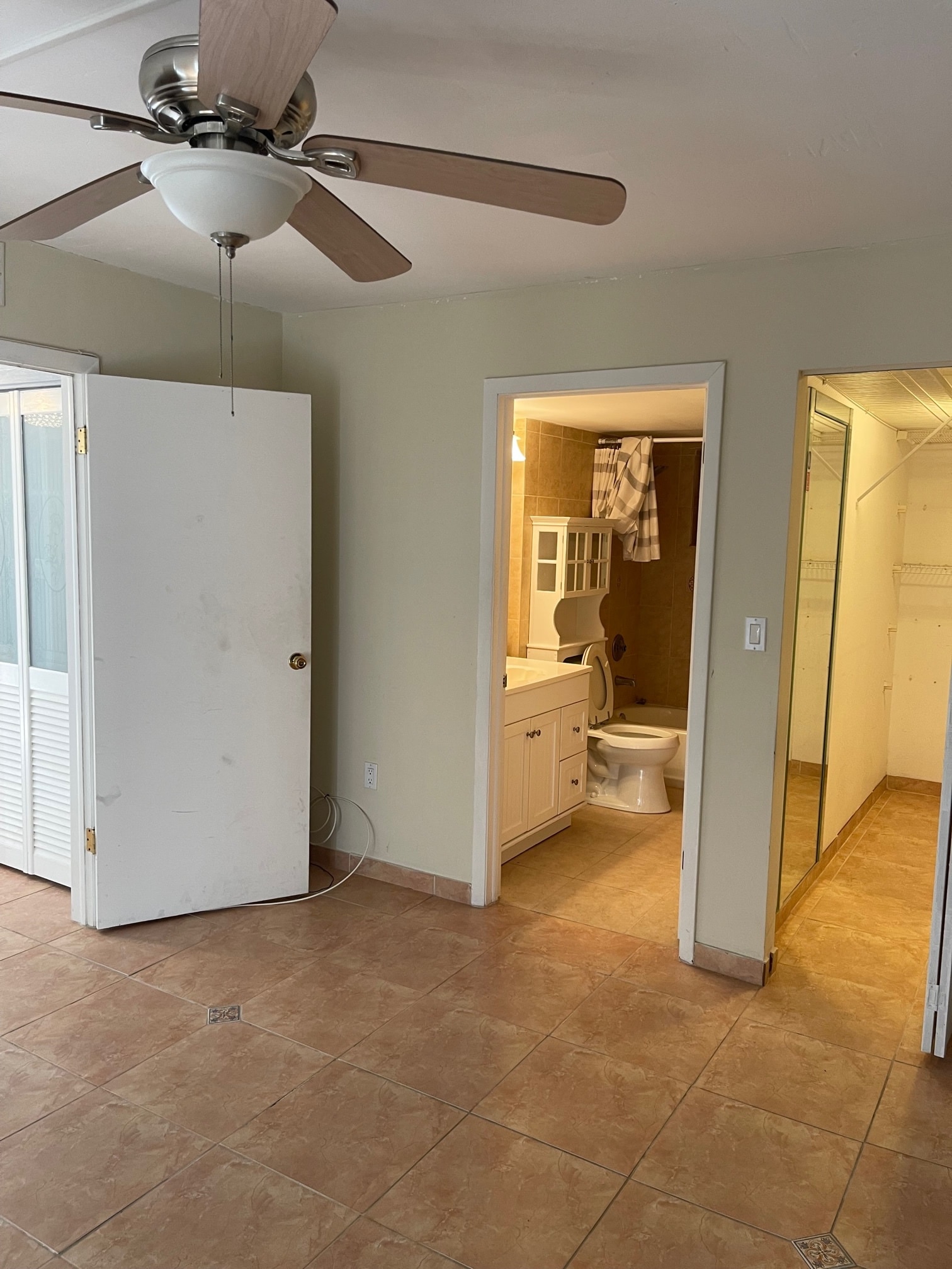 master Bathroom entrance - 7300 Wayne Ave