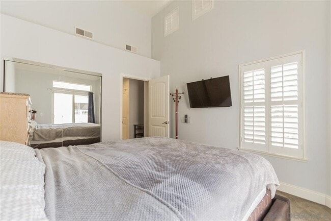 Building Photo - 2 Bed / 2 Bath Townhome in El Cajon